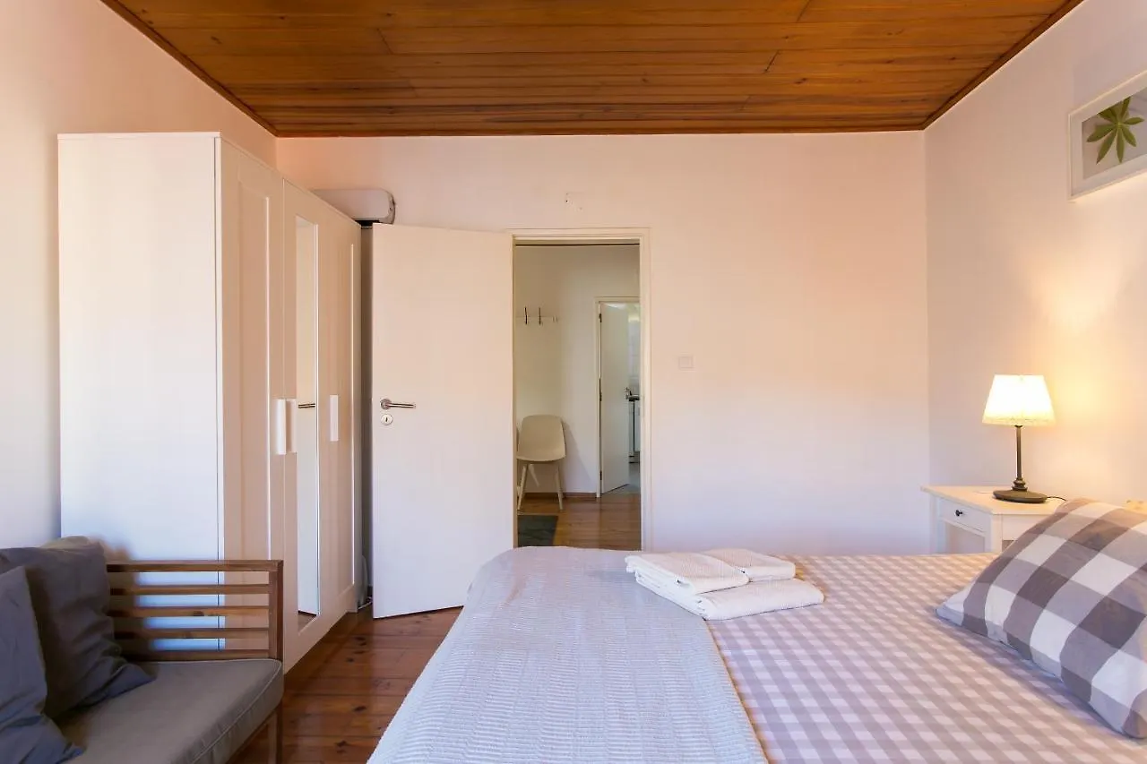 Down Chiado Easy Apart Lisbon Apartment
