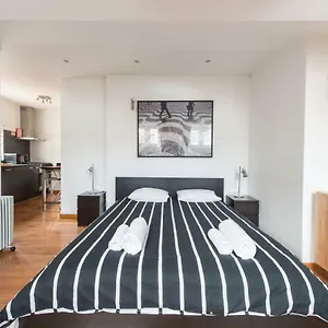Cozy In Bairro Alto Apartment