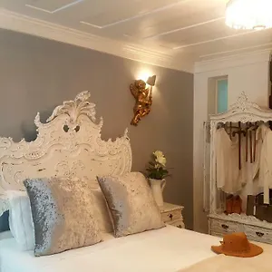 Charming I Historical Center Apartment